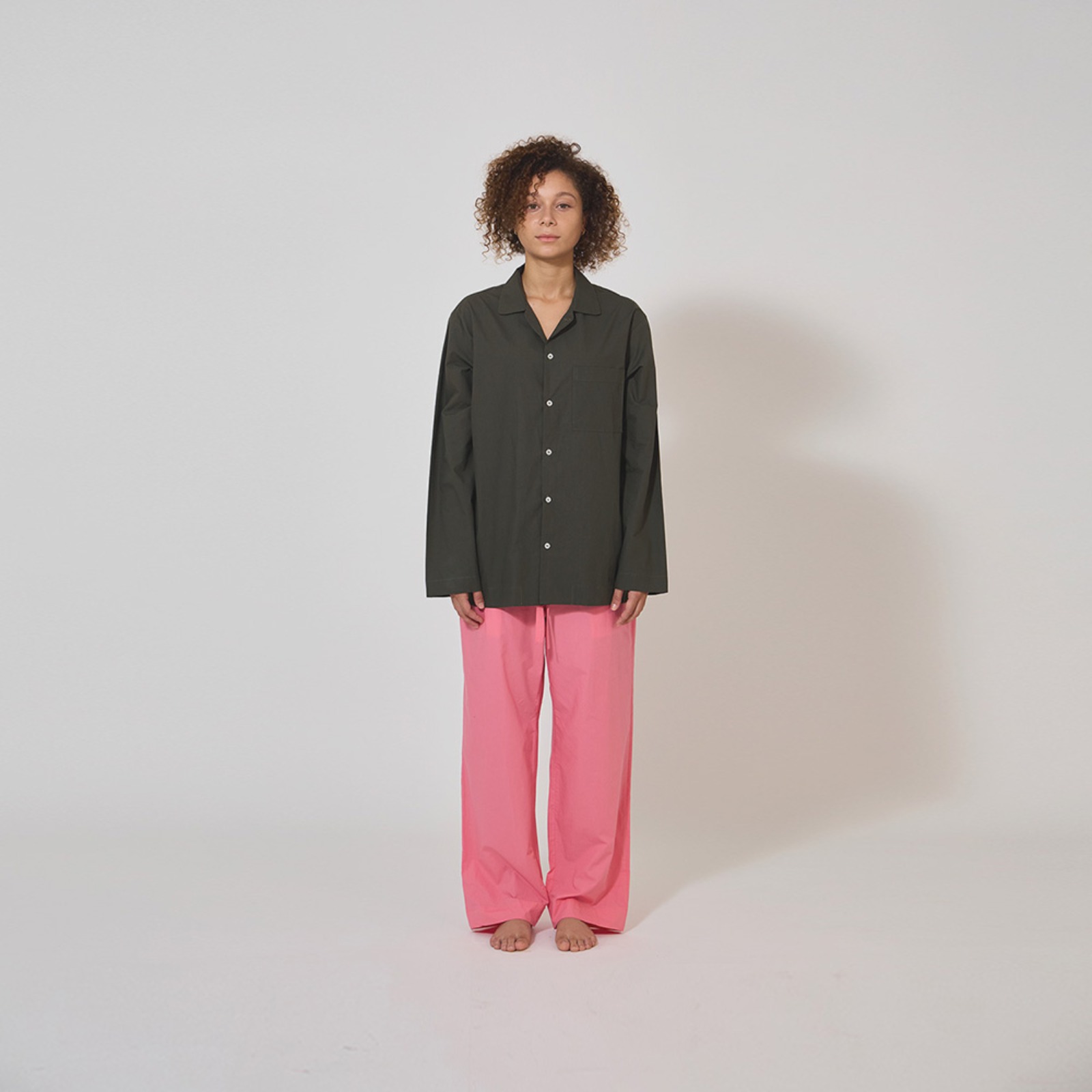 챕터원,[Spring fabric collection, 20%] 파자마 세트 - 딥그린/핑크 (남녀공용) | 긴팔/긴바지